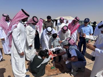 برعاية البابطين.. انطلاق مبادرة تشجير واحة الدوادمي بـ 10 آلاف شجرة و550 متطوعا برعاية البابطين.. انطلاق مبادرة تشجير واحة الدوادمي بـ 10 آلاف شجرة و550 متطوعا
