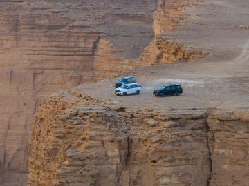 فورد تعزز زخم أعمالها في السعودية عبر إطلاق طرازات جديدة وتنمية المبيعات وزيادة حصتها من السوق