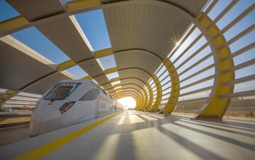 وزير الخارجية يبحث مع نظيره الباكستاني تهدئة الأوضاع بالمنطقة وزير الخارجية يبحث مع نظيره الباكستاني تهدئة الأوضاع بالمنطقة