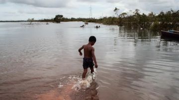 إسرائيل تعيد جثامين 30 فلسطينيا إلى غزة