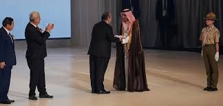 راية إكسبو تسلم رسميا من اليابان إلى السعودية في حفل اختتام معرض أوساكا