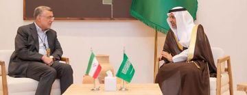 وزير الصحة ونظيره الإيراني يبحثان تبادل الكفاءات وزير الصحة ونظيره الإيراني يبحثان تبادل الكفاءات