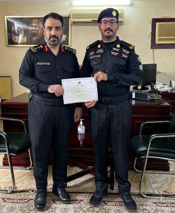 الشمري ينقذ طفلا من الاختناق.. والتمياط يكرمه تقديرا لموقفه الإنساني