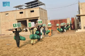 سلمان للإغاثة يوزع (3.630) سلة غذائية بإقليمين في باكستان سلمان للإغاثة يوزع (3.630) سلة غذائية بإقليمين في باكستان