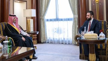 استعرض معهما العلاقات الثنائية بين البلدين الشقيقين.. الرئيس السوري يبحث مع وزيري الداخلية والخارجية تعزيز التعاون