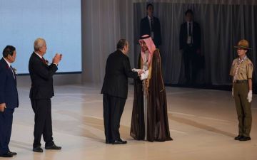 السعودية تتسلم راية إكسبو رسميا من اليابان في حفل اختتام معرض أوساكا (صور)