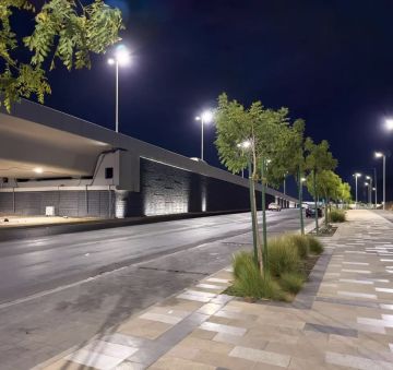 أمانة المدينة تنجز مشروع إنارة 39 ألف م