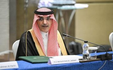 وزير المالية يناقش مع مسؤولين في صندوق النقد الدولي تحديات الاقتصاد العالمي
