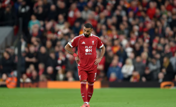 ليفربول يواصل مسلسل الهزائم بالسقوط على ملعبه أمام مانشستر يونايتد ليفربول يواصل مسلسل الهزائم بالسقوط على ملعبه أمام مانشستر يونايتد
