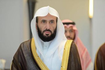 رئيس المجلس الأعلى للقضاء المكلف يشكر القيادة بمناسبة صدور الأمر الملكي بتشكيل المجلس رئيس المجلس الأعلى للقضاء المكلف يشكر القيادة بمناسبة صدور الأمر الملكي بتشكيل المجلس