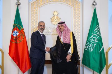 وزير الخارجية يبحث مع نظيره البرتغالي العلاقات الثنائية والمستجدات الدولية