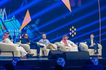 مدرب الفيحاء يعلق على ركلة جزاء بنزيما.. وهذا ما قاله عن التعادل أمام الاتحاد