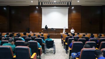 الجمعية الوطنية لحقوق الإنسان تقيم لقاء توعوي لنزلاء دار الملاحظة الاجتماعية