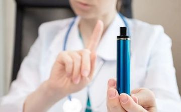 الصحة العالمية: 15 مليون قاصر في العالم يدخنون السجائر الإلكترونية