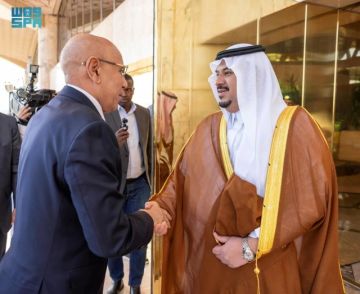 رئيس الجمهورية الإسلامية الموريتانية يغادر الرياض رئيس الجمهورية الإسلامية الموريتانية يغادر الرياض