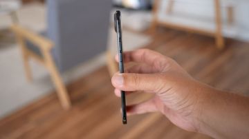 آبل تخفض إنتاج iPhone Air بعد ضعف المبيعات