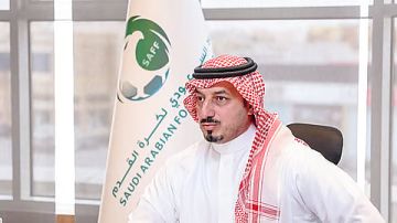 رئيس الاتحاد السعودي لكرة القدم يهنئ القيادة بمناسبة تأهل المنتخب السعودي لكأس العالم 2026 رئيس الاتحاد السعودي لكرة القدم يهنئ القيادة بمناسبة تأهل المنتخب السعودي لكأس العالم 2026