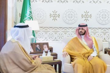 نائب أمير الشرقية يستقبل سفير دولة الإمارات ورئيس مجلس إدارة مسابقة مجسم وطن