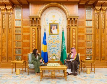 ولي العهد يلتقي رئيسة جمهورية كوسوفا ولي العهد يلتقي رئيسة جمهورية كوسوفا