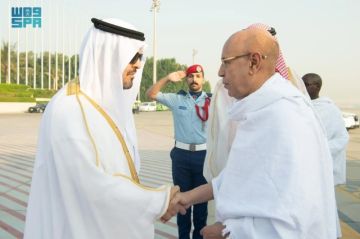 الرئيس الموريتاني يصل جدة لأداء مناسك العمرة الرئيس الموريتاني يصل جدة لأداء مناسك العمرة