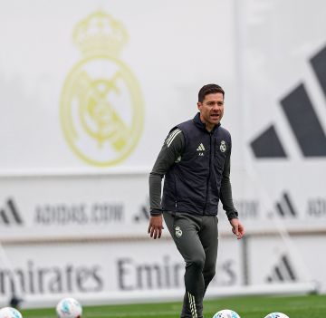 ألونسو : فترة حافلة بالتحديات تنتظر ريال مدريد