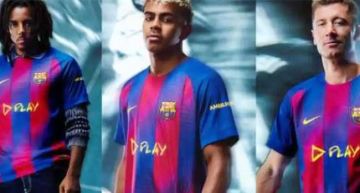 برشلونة يخوض الكلاسيكو بقميص المغني شيران برشلونة يخوض الكلاسيكو بقميص المغني شيران