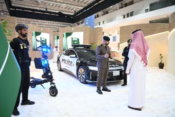 الأمن العام يشارك في معرض الصقور والصيد السعودي الدولي 2025