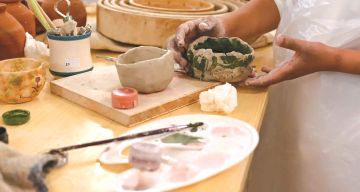 بيت الثقافة بجازان ينظم ورشة خزف من تربتنا