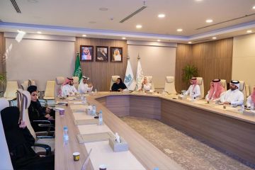 نجود بنت هذلول تتابع ملف تطوير أعمال تنظيم وتمكين الباعة الجائلين مع أمانة الشرقية نجود بنت هذلول تتابع ملف تطوير أعمال تنظيم وتمكين الباعة الجائلين مع أمانة الشرقية