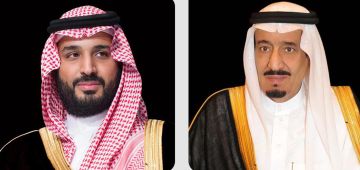 الملك وولي العهد يعزيان أمير الكويت في وفاة الشيخ علي عبدالله الصباح الملك وولي العهد يعزيان أمير الكويت في وفاة الشيخ علي عبدالله الصباح
