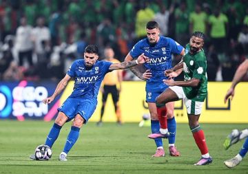 دوري روشن للمحترفين: بخماسية نظيفة.. الهلال يكتسح الاتفاق ويصعد للوصافة