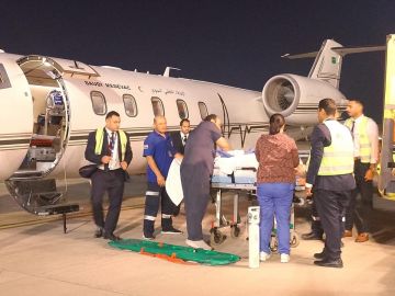 من القاهرة إلى الرياض .. إخلاء طبي عاجل لمواطن سعودي حالته حرجة من القاهرة إلى الرياض .. إخلاء طبي عاجل لمواطن سعودي حالته حرجة