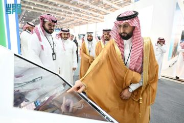 رئيس الغذاء والدواء يدشن نموذجا يعتمد على الذكاء الاصطناعي للتنبؤ بنقص الأدوية رئيس الغذاء والدواء يدشن نموذجا يعتمد على الذكاء الاصطناعي للتنبؤ بنقص الأدوية