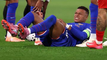 إصابة مبابي تبعده عن مواجهة منتخب فرنسا أمام آيسلندا