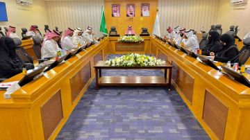 مدير تعليم الطائف يناقش الانضباط و التحصيل و التميز