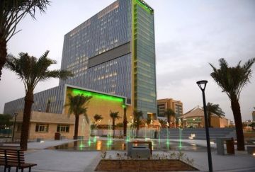 بيع صقرين بـ163 ألف ريال في مزاد لنادي الصقور السعودي