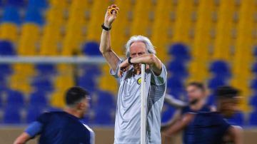 وعدت رونالدو.. جيسوس يرد على إمكانية توليه تدريب المنتخب السعودي