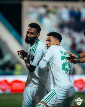 بثلاثية الباطن الأهلي إلى ربع نهائي كأس خادم الحرمين