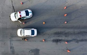 السعودية.. فيديو لسيدتين ترتديان جرابين لحمل الأسلحة والأمن العام يعلق السعودية.. فيديو لسيدتين ترتديان جرابين لحمل الأسلحة والأمن العام يعلق