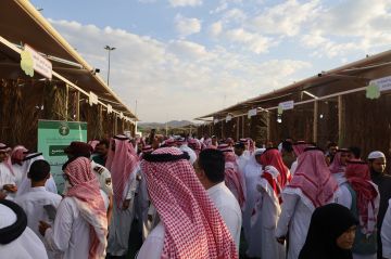 أكثر من 7 آلاف زائر.. اختتام مهرجان العنب والرمان بالطائف أكثر من 7 آلاف زائر.. اختتام مهرجان العنب والرمان بالطائف