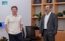 السواحه يجتمع مع مارك زوكربيرغ لتعزيز الشراكات التقنية في الذكاء الاصطناعي وتقنيات المستقبل - sa