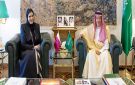 الخريجي ومسؤولة قطرية يستعرضان المستجدات الدولية - sa
