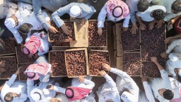 وزير الاقتصاد يبحث مع نظيره الأرميني تعزيز التعاون