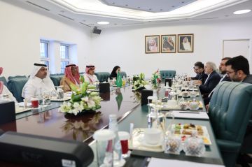 وكيل وزارة الخارجية يلتقي وكيل وزارة خارجية إيران للشؤون القانونية والدولية وكيل وزارة الخارجية يلتقي وكيل وزارة خارجية إيران للشؤون القانونية والدولية