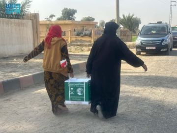 المملكة توزع (800) سلة غذائية في محافظة دير الزور بسوريا