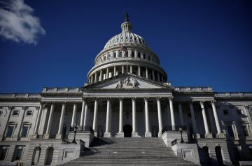 الإغلاق الحكومي الأمريكي يدخل يومه الـ36 الإغلاق الحكومي الأمريكي يدخل يومه الـ36