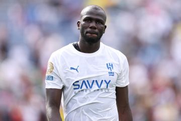 أمام الشباب.. الطرد المباشر يوجع كوليبالي مرة ثانية أمام الشباب.. الطرد المباشر يوجع كوليبالي مرة ثانية