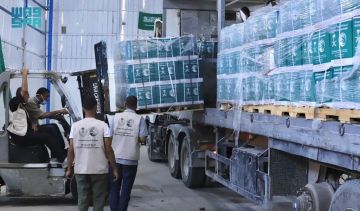 مركز الملك سلمان للإغاثة يسلم دفعة جديدة من المساعدات الغذائية لغزة