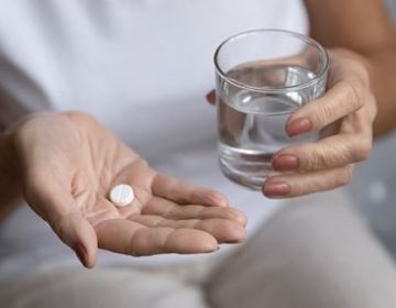 تحذير طبي صادم.. دراسة بريطانية: مسكنات الألم قد تزيد معاناة مرضى الصداع المزمن! تحذير طبي صادم.. دراسة بريطانية: مسكنات الألم قد تزيد معاناة مرضى الصداع المزمن!