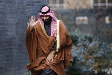 أميرة العطاء.. زوجة محمد بن سلمان تثير ضجة على السوشيال ميديا أميرة العطاء.. زوجة محمد بن سلمان تثير ضجة على السوشيال ميديا